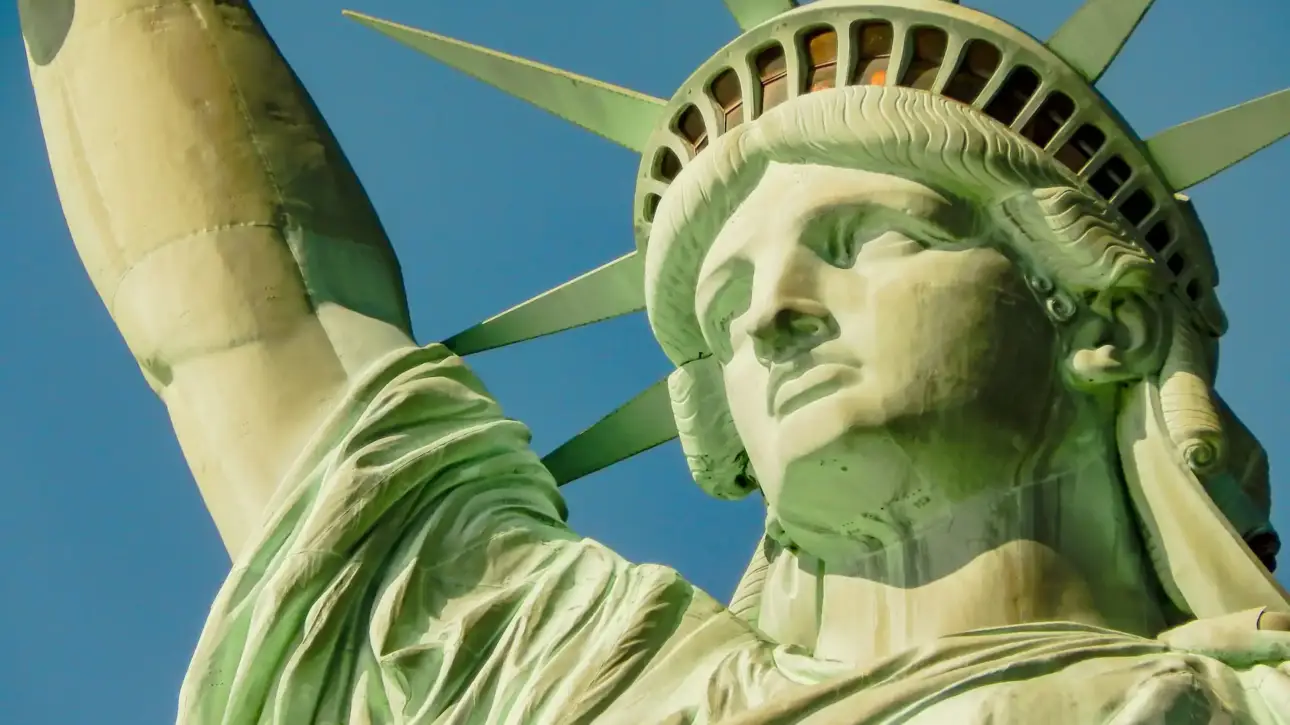 The Statue of Liberty, symbolizing freedom and empowerment, aligning with Gaia in Love’s commitment to sexual wellness in the U.S. sex toys market.
